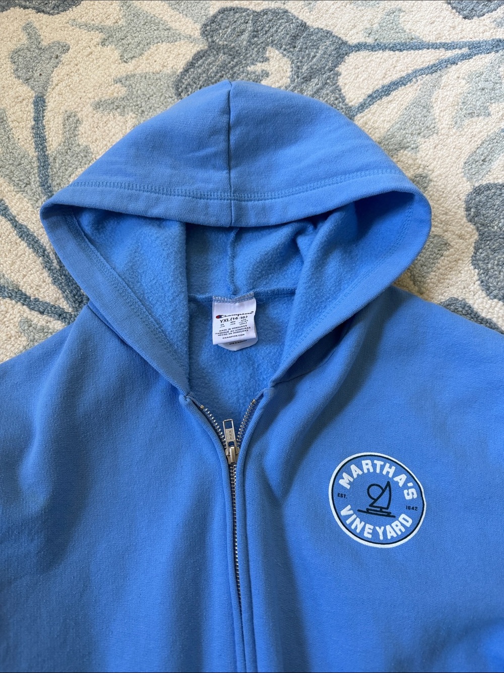 Champion YXL Martha’s Vineyard Zip-up Hoodie